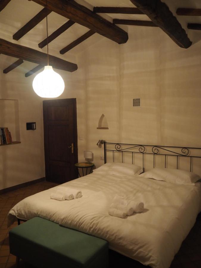 Le Querciolaie Monte Cavallo - Upper Apartment Saturnia Bagian luar foto