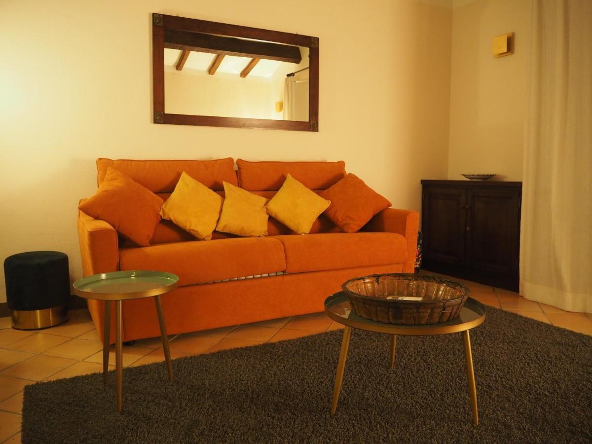 Le Querciolaie Monte Cavallo - Upper Apartment Saturnia Bagian luar foto